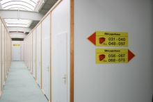 "Boxengasse" im SB-Lagerhaus Griesheim SB-Lagerhaus Griesheim "Boxengasse"